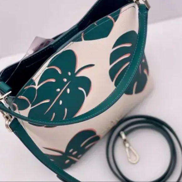 Kate Spade Darcy Small Bucket Crossbody Shoulder Purse green Monstera Leaves nwt - Picture 4 of 5
